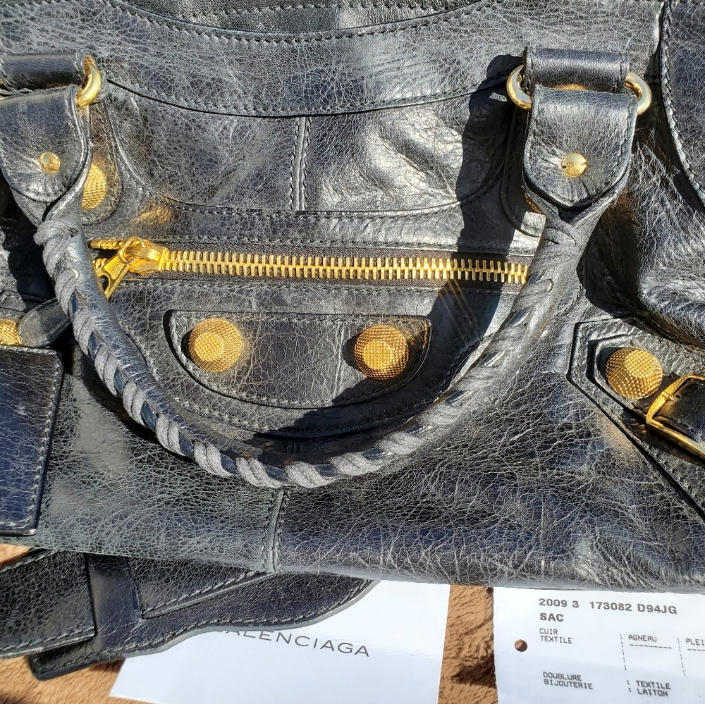 Balenciaga Part Time black with giant golden hardw